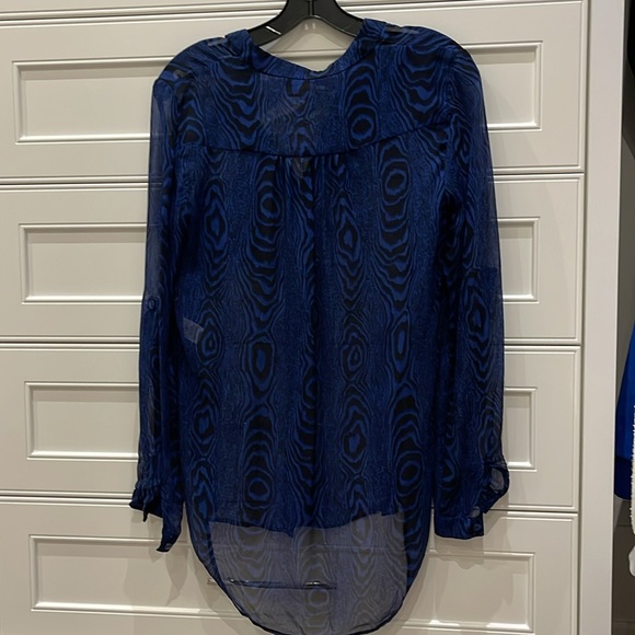 DVF Diane Von Furstenberg GILMORE Silk Sheer Blouse Top Grain Shadow nav… - Picture 9 of 9